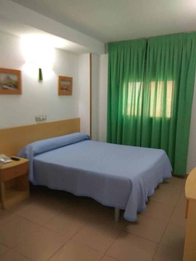 Hostal El Arco Мехорада дел Кампо Екстериор снимка