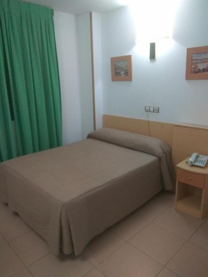 Hostal El Arco Мехорада дел Кампо Екстериор снимка
