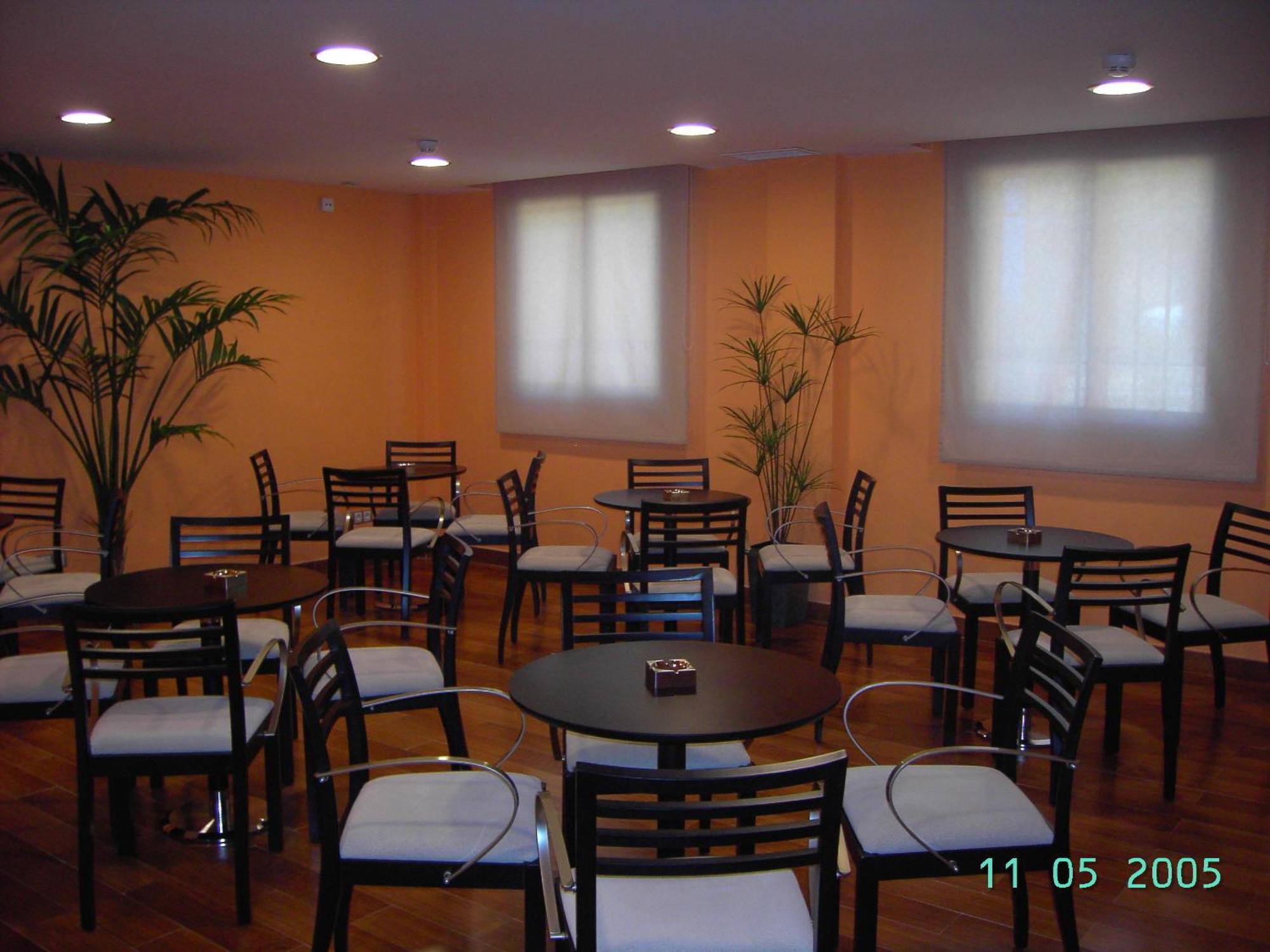 Hostal El Arco Мехорада дел Кампо Екстериор снимка